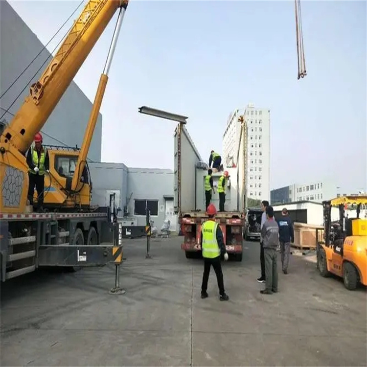 新安如何找到附近的吊车救援服务